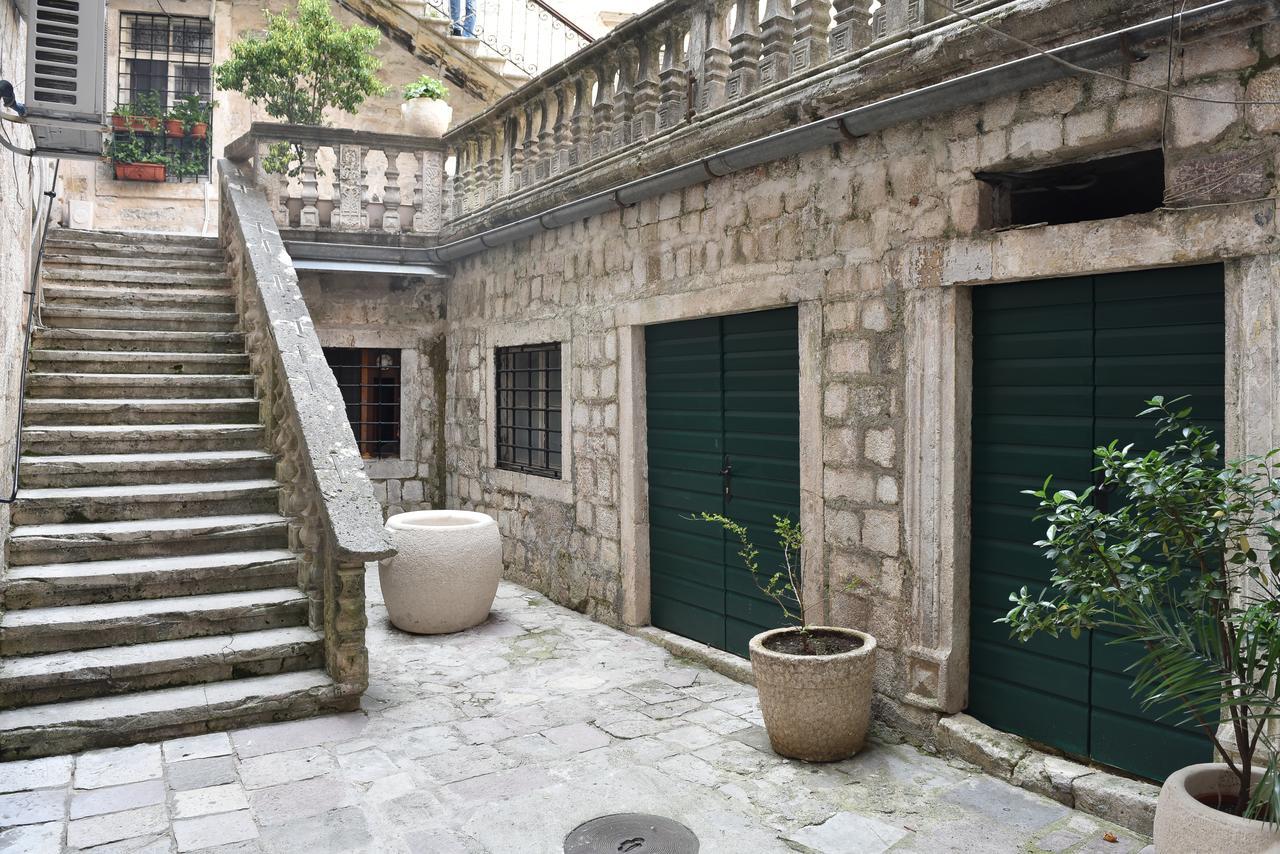 Apartment Miguel Kotor Luaran gambar